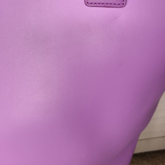 Tote - Picture 3 of 5